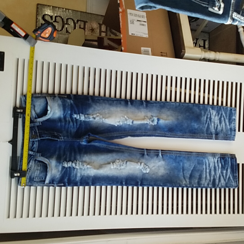 Jeans - Picture 3 of 6